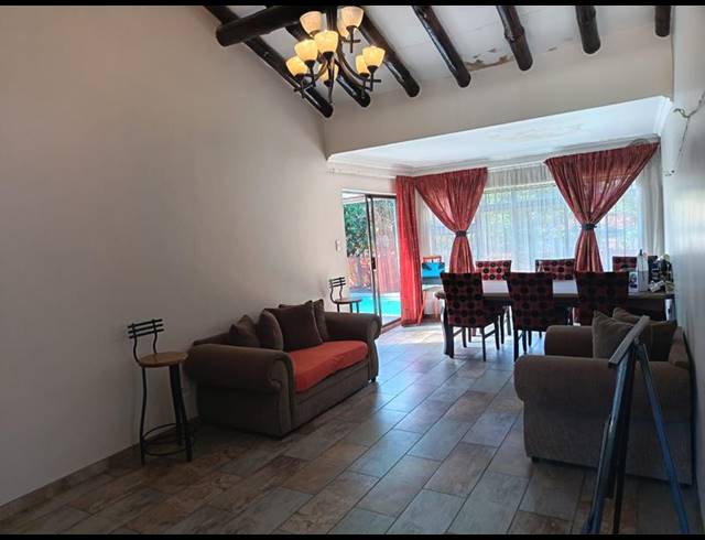 3 BEDROOM HOUSE FOR SALE IN BRACKENDOWNS